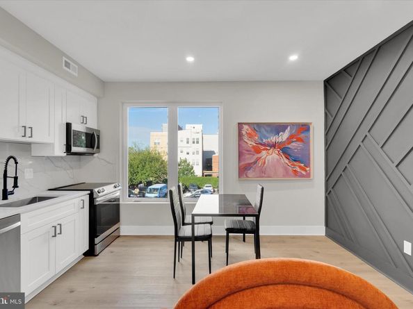 1915 Benning Rd Road NE 8 (THIRD FLOOR), Washington DC 20002