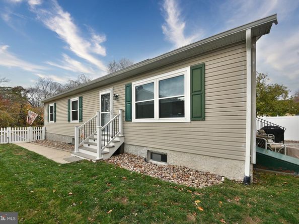 601 Fourth Avenue, Croydon PA 19021