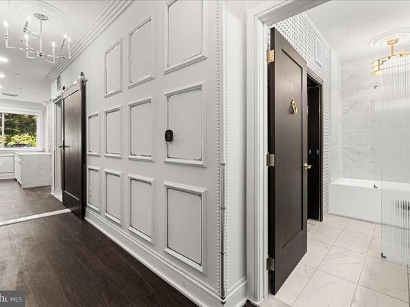 625 Slaters Lane G4, Alexandria VA 22314