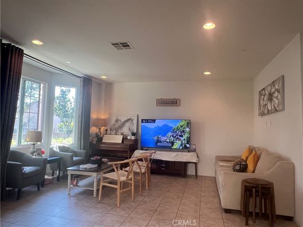 8419 Floro Pl, Rancho Cucamonga CA 91730