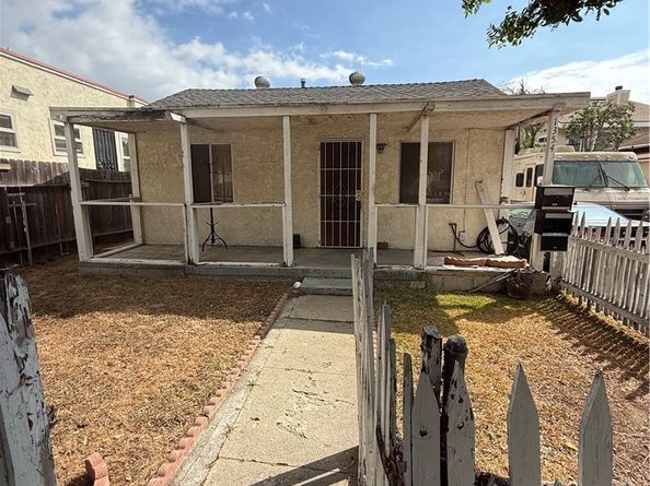1354 Euclid Ave, Long Beach CA 90804