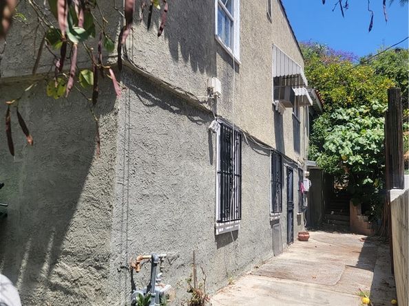 4727 College View Avenue, Los Angeles CA 90041