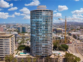 700 E Ocean Boulevard