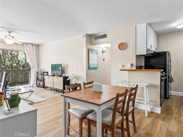 576 N Bellflower Boulevard 209, Long Beach CA 90814