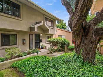 4272 5th Ave