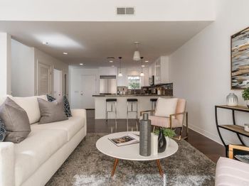 5050 Cahuenga Boulevard