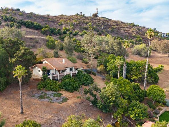 1228 Sheridan Avenue, Escondido CA 92027