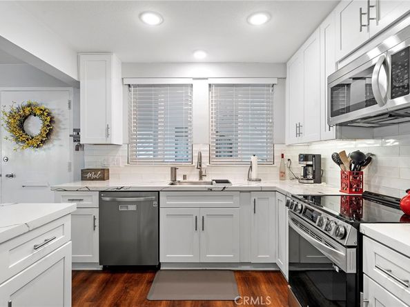 256 Calle Aragon D, Laguna Woods CA 92637