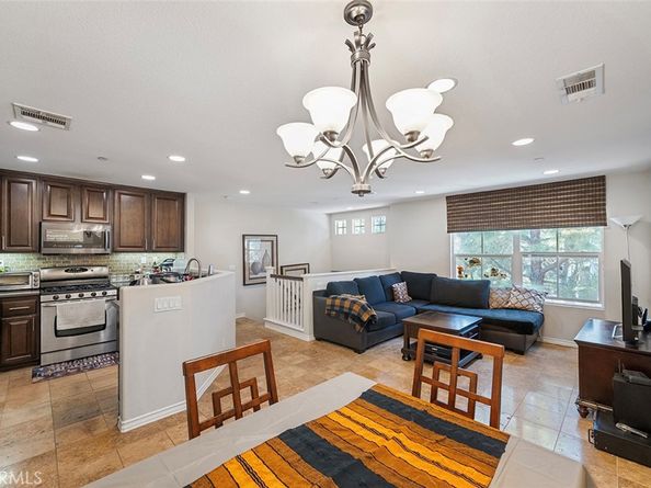 92 New Season, Irvine CA 92602