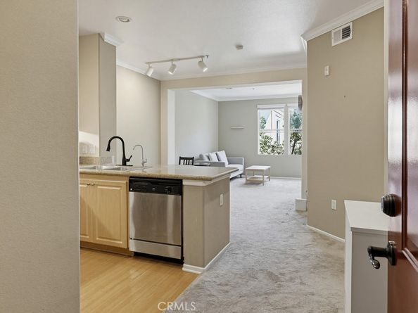 2448 Watermarke, Irvine CA 92612