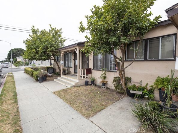 705 McDonald Avenue, Wilmington CA 90744