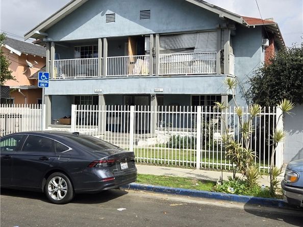 4512 Wesley Avenue, Los Angeles CA 90037