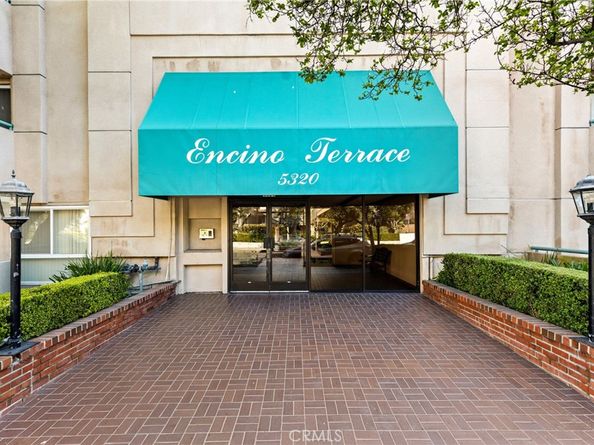 5320 Zelzah Ave. 214, Encino CA 91316
