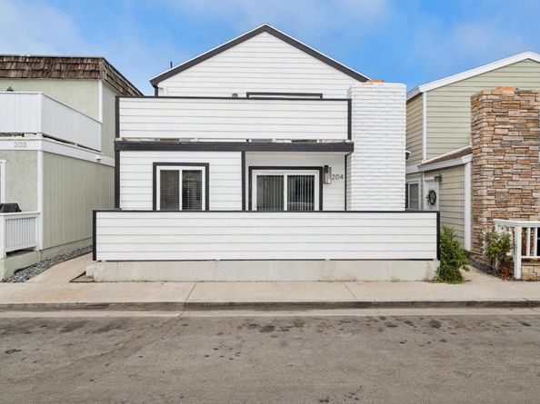204 David Drive, Newport Beach CA 92663