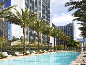 877 Francisco Street