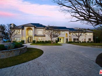 480 Westlake Boulevard