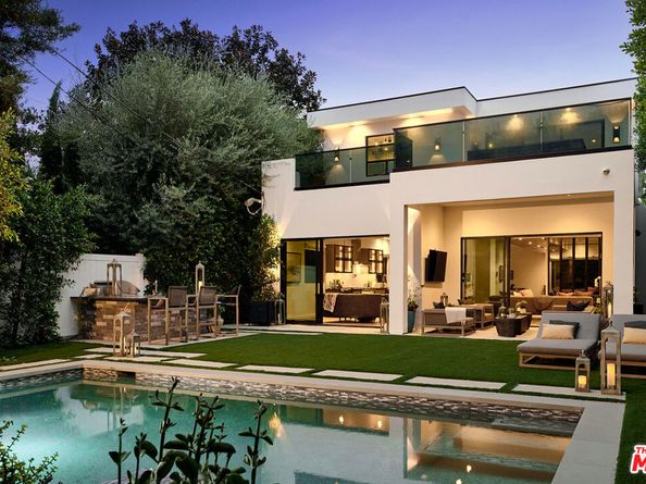 144 N Bowling Green Way, Los Angeles CA 90049