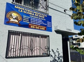 10825 Magnolia Boulevard