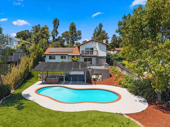 10111 Cliffwood Dr, La Mesa CA 91941