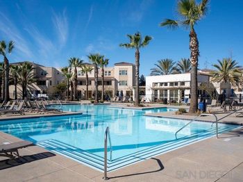 5235 Beachfront Cove