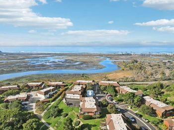 2422 Caminito Ocean Cv