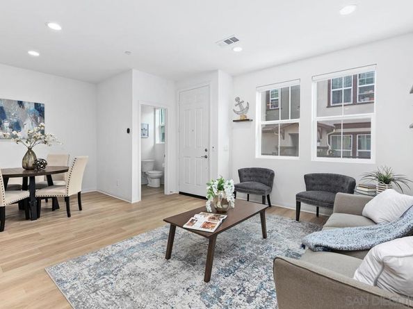 10149 Graphite Street, Spring Valley CA 91977