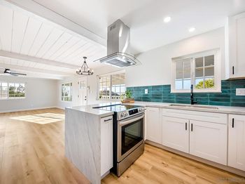 171 La Cresta Heights Rd