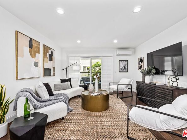 9005 Cynthia Street 217, West Hollywood CA 90069