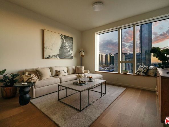 889 Francisco Street 1801, Los Angeles CA 90017