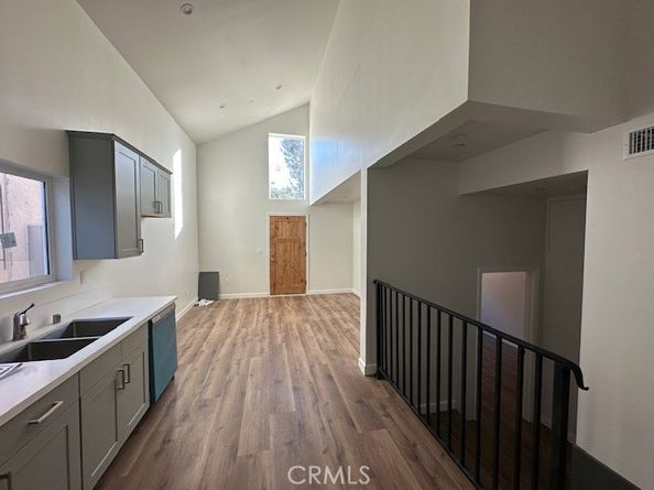 5507 S Manhattan Place, Los Angeles CA 90062