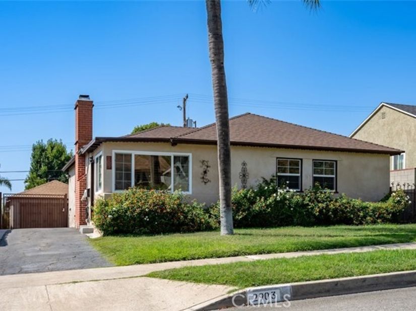 2903 N Lincoln, Burbank CA 91504