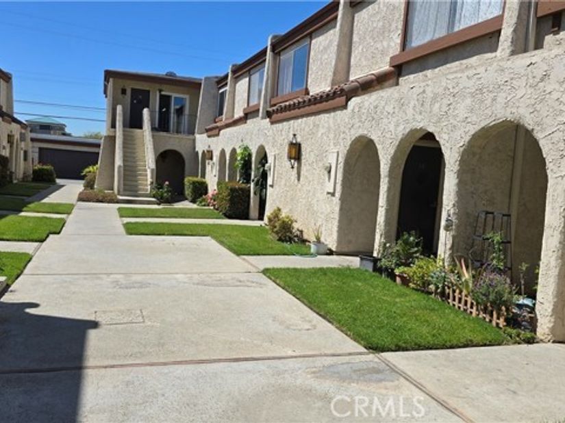 1304 Elm 11, San Gabriel CA 91775