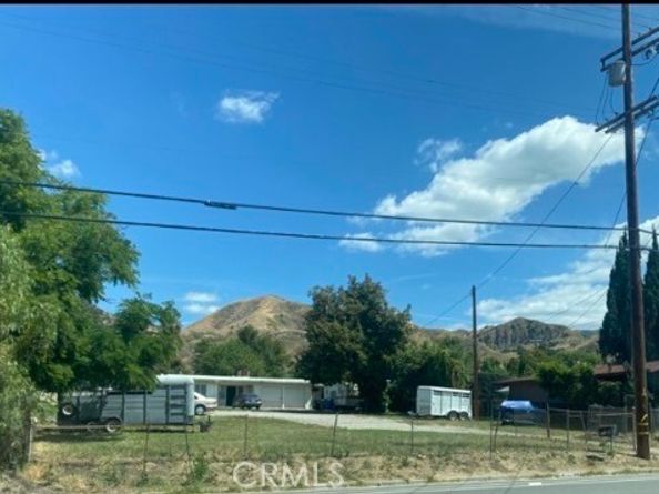 10307 Foothill, Sylmar (los Angeles) CA 91342
