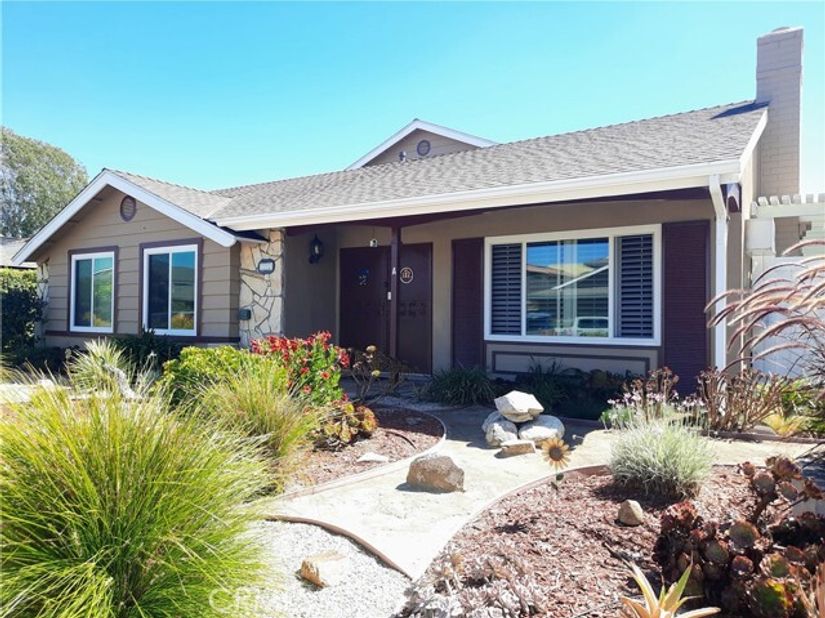 7282 La Mancha Cir, Huntington Beach CA 92647