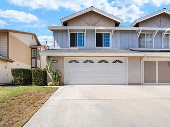 2115 Manzana Way