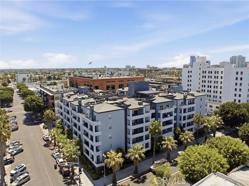 838 Pine 215, Long Beach CA 90813