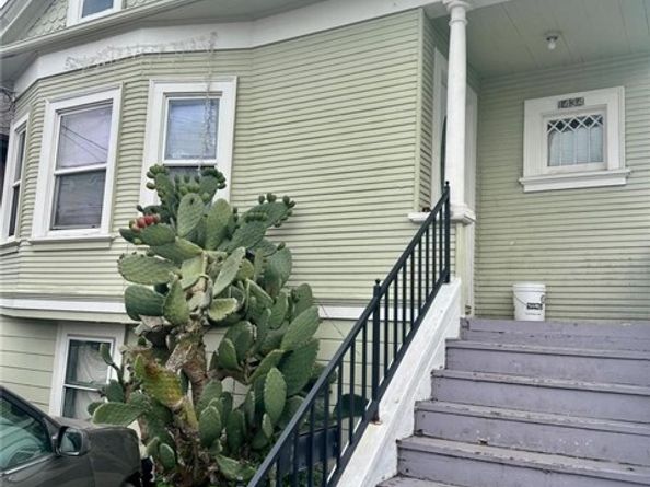 1434 40th, Oakland CA 94601