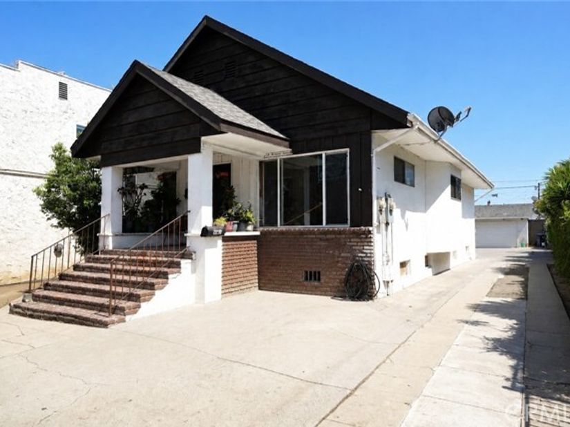114 S Soto, Los Angeles CA 90033
