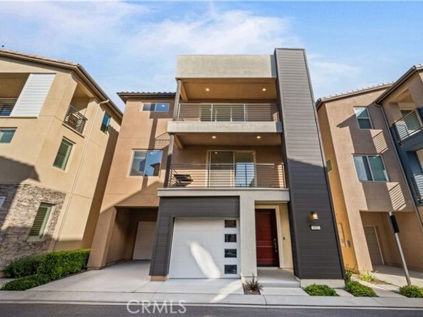 602 Catalonia, Lake Forest (el Toro) CA 92630