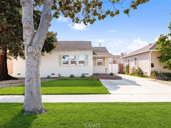 2155 Euclid Avenue, Long Beach CA 90815