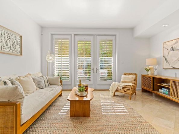 5410 La Jolla Boulevard A102, La Jolla CA 92037