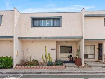 6986 Caminito Perico