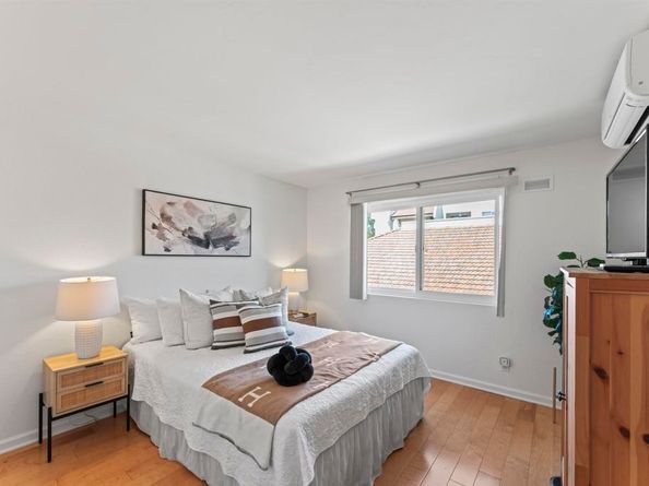 6330 Genesee Ave 220, San Diego CA 92122