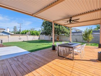 2319 N Hathaway Street