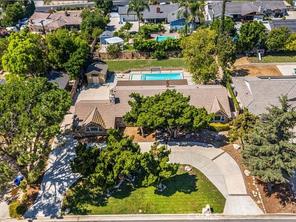 11223 White Oak Avenue, Granada Hills CA 91344