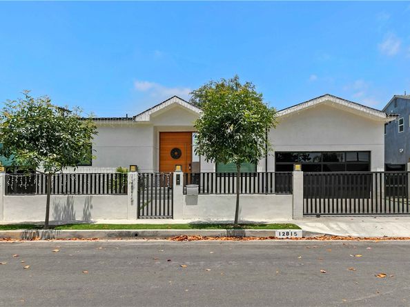 12815 Martha, Valley Village CA 91607