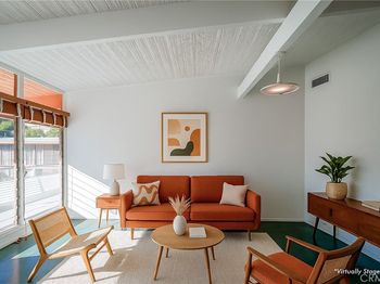 1400 N Hayworth Avenue