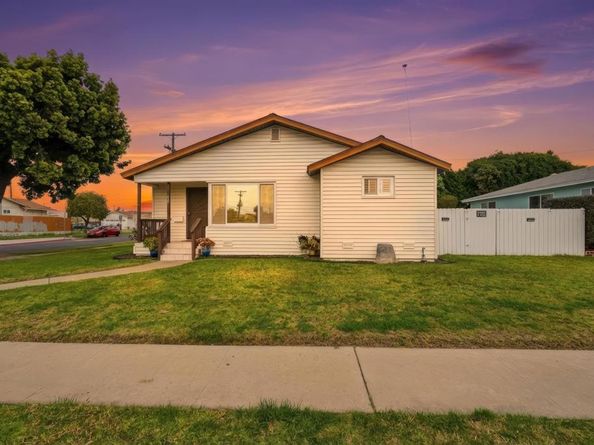 855 Beech Avenue, Chula Vista CA 91911