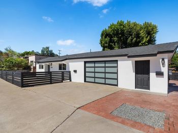 3736 Louisiana St Street