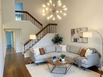 1612 Bridgeview Drive